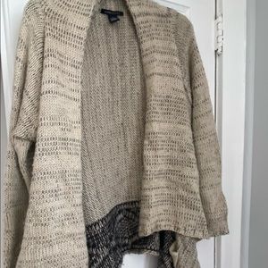BCBG MAXAZRIA CARDIGAN